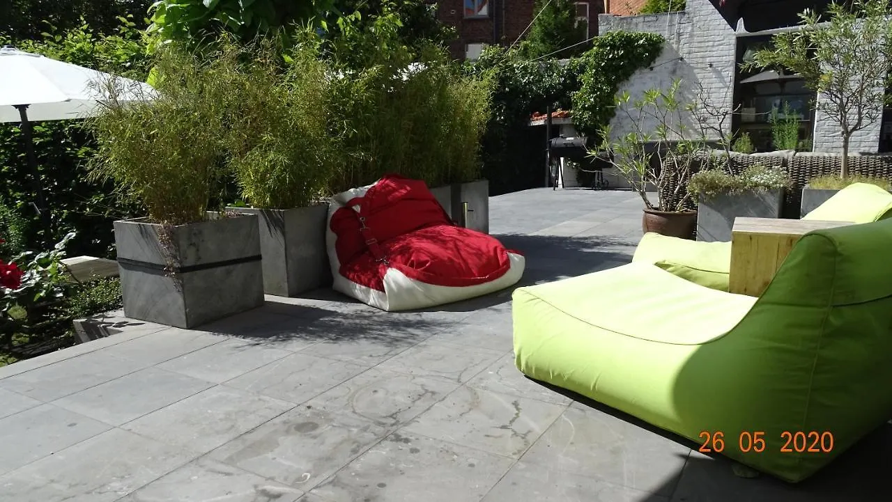 B&B Eleven Brugge 4*,