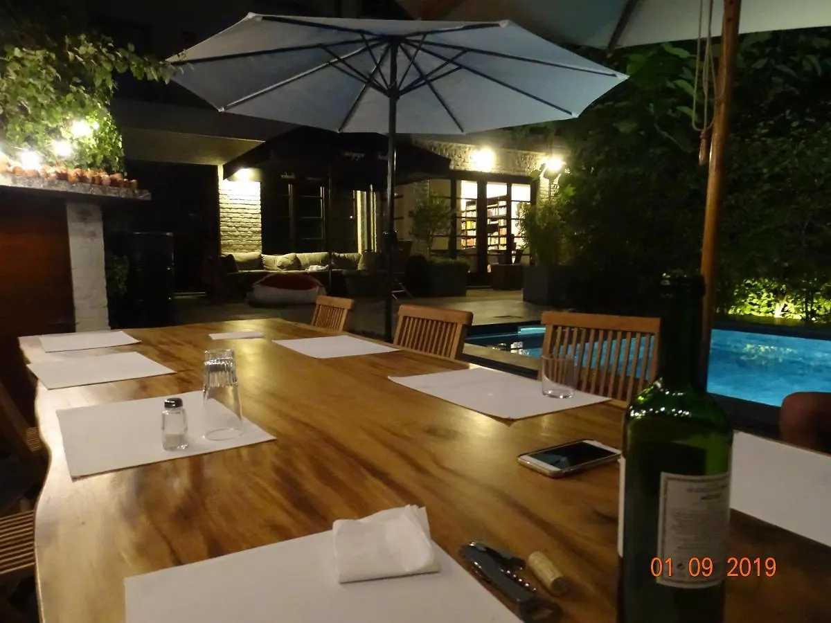 B&B Eleven Brugge Bed & Breakfast